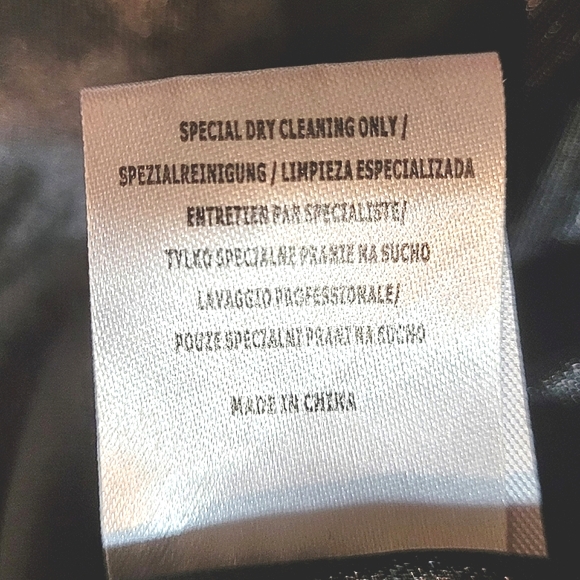 Blendshe cropped black faux fun fur jacket size L - Picture 8 of 11